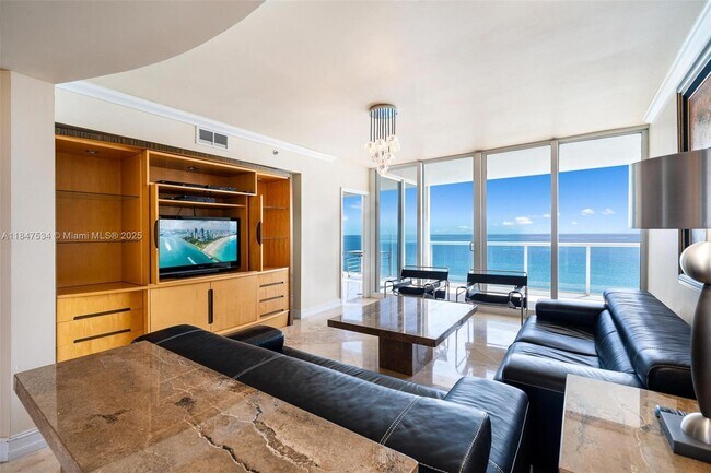 Foto del edificio - 19111 Collins Ave