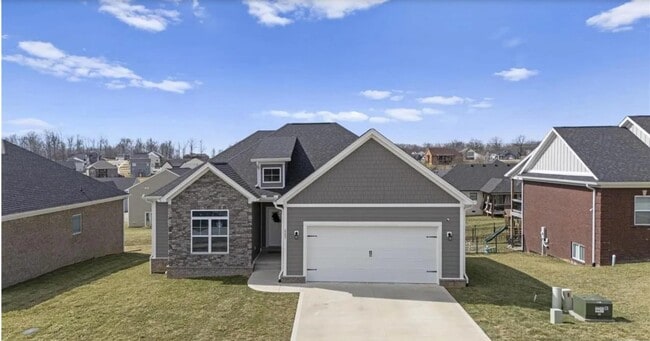Building Photo - 227 Wild Deer Dr