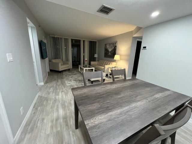 Foto del edificio - 1566 Bridgewood Dr