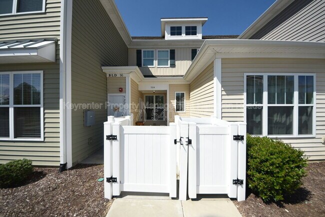 Building Photo - 504 Fishers Ct