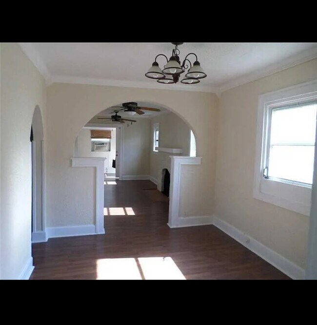 Foto del edificio - 423 N L St