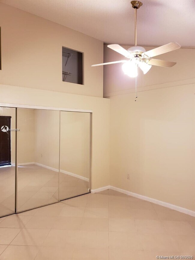 Building Photo - 9915 Boca Gardens Trail