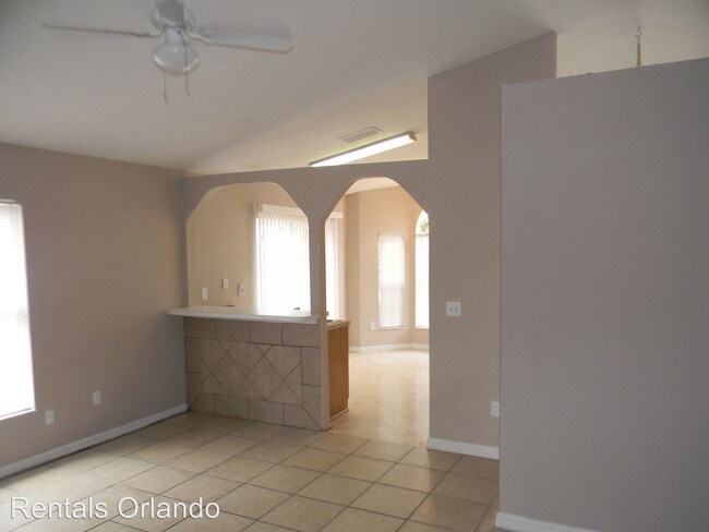 Building Photo - 1524 Ridge Pointe Dr