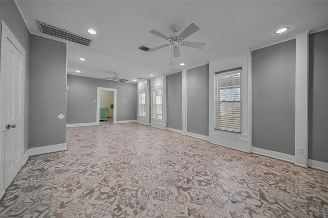 Building Photo - 606 Granberry St