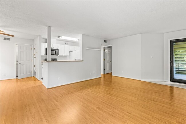 Building Photo - 1101 Garden Ct