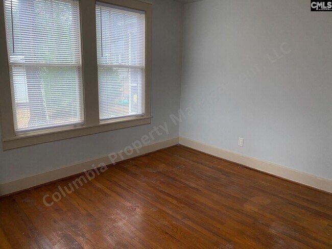 Building Photo - 1417 McArthur Ave