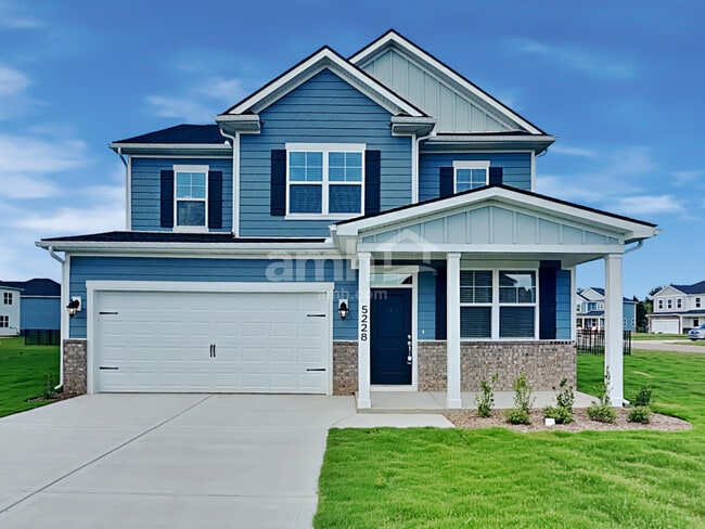 Building Photo - 5228 Valor Dr