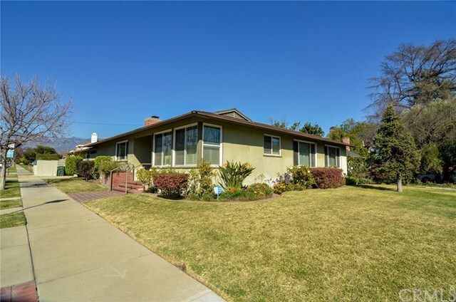 Building Photo - 500 N San Marino Ave