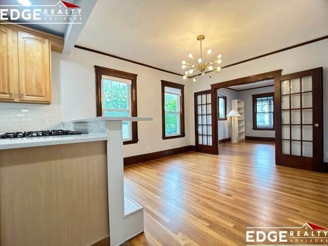 Building Photo - 92 Litchfield St