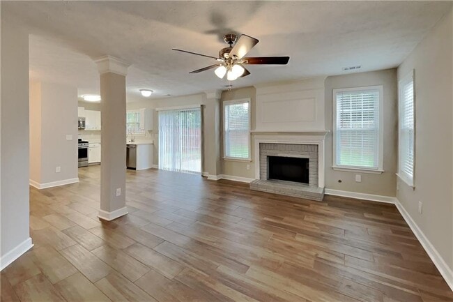 Building Photo - 1357 Glenover Way