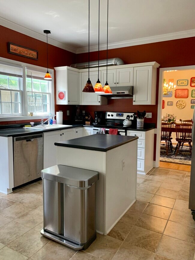 Foto del edificio - 3310 Middlebrook Ct