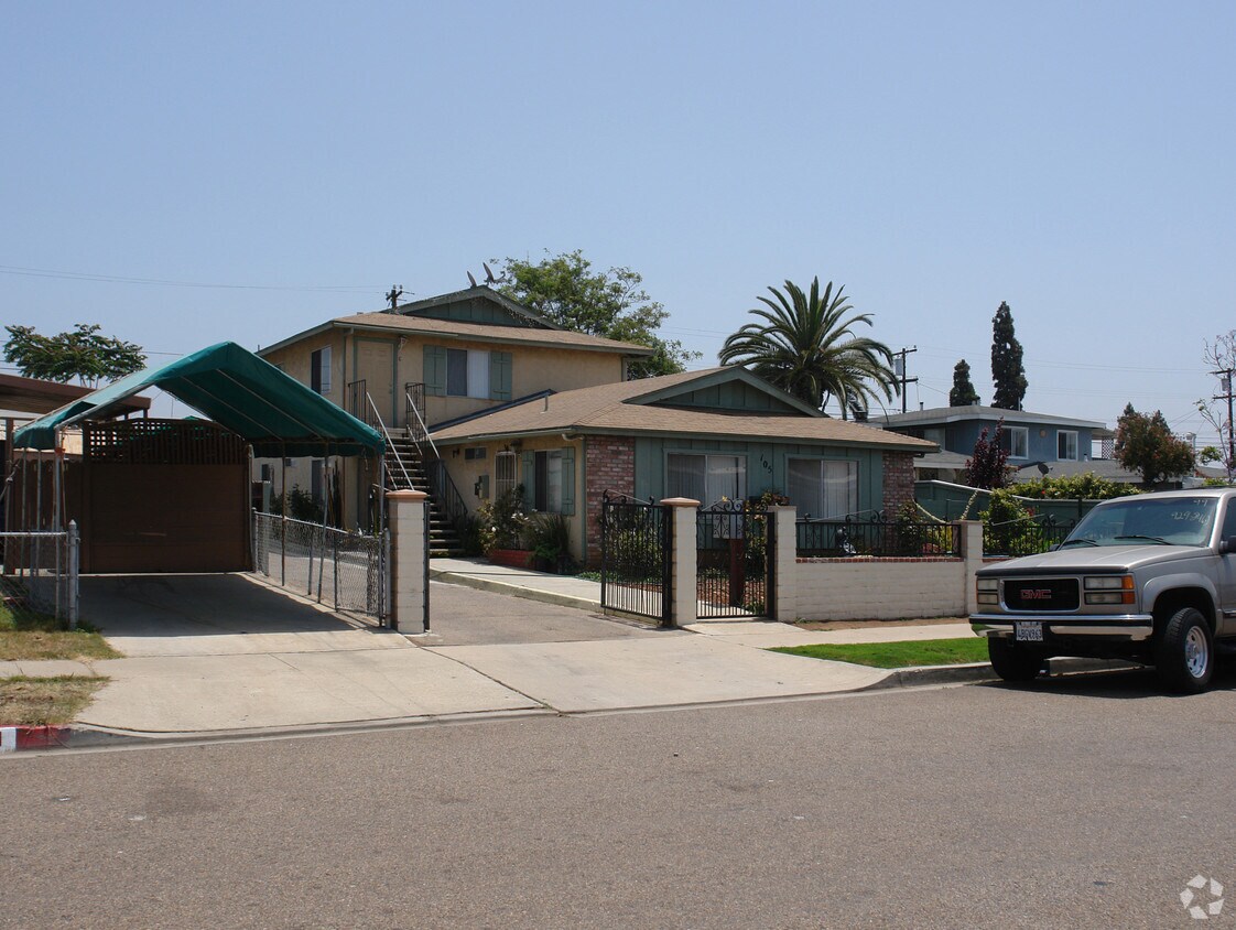 Primary Photo - 105 Woodlawn Ave