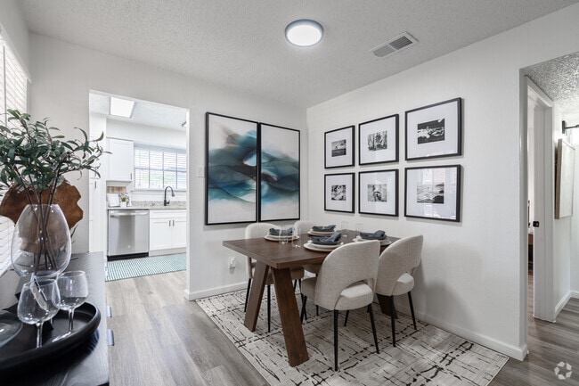 2BR, 2BA - 1,070SF - Dining Room - The Wexley Apartments