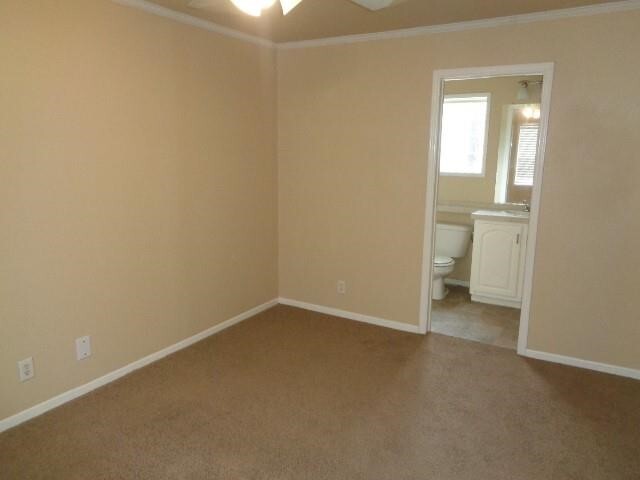 Foto del edificio - 10002 Sugarvine Ln