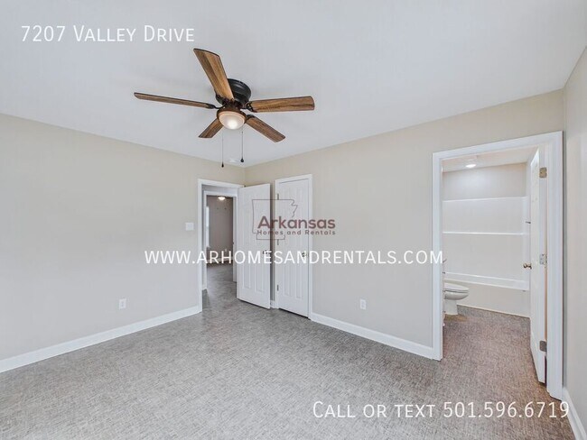 Foto del edificio - 7207 Valley Dr