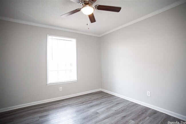 Foto del edificio - 9101 N Rodney Parham Rd