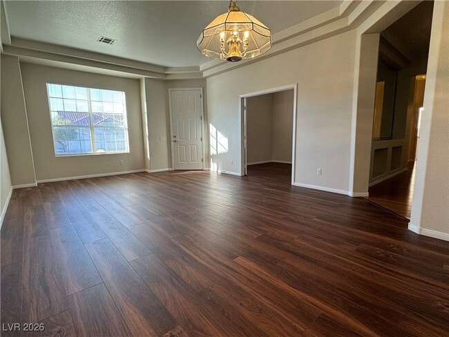 Building Photo - 8625 Desert Bird Dr