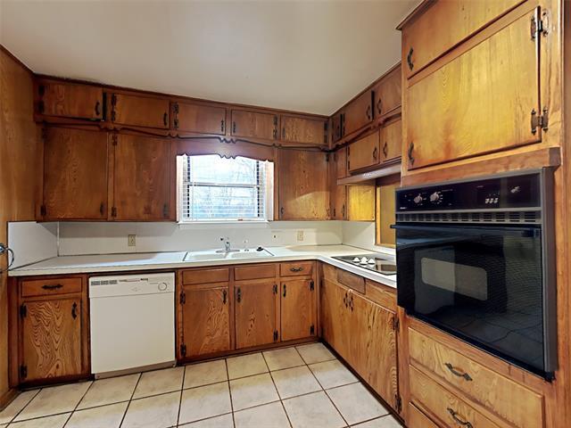 Foto del edificio - 5817 Whitman Ave