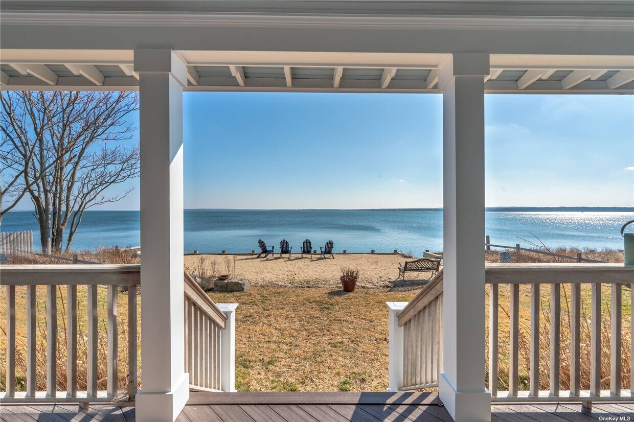 30 Beach Rd, Aquebogue, NY 11931 House Rental in Aquebogue, NY