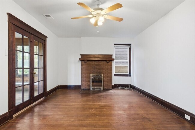 Foto del edificio - 407 Biddle Ave