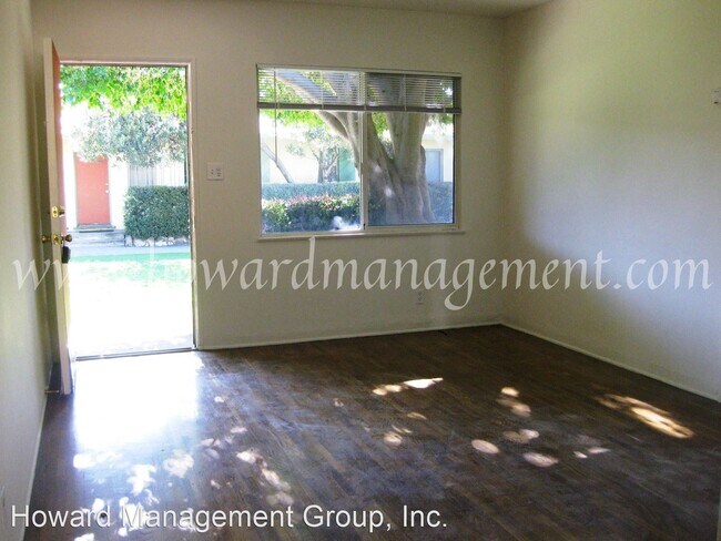 Building Photo - 1914 Cloverfield Blvd