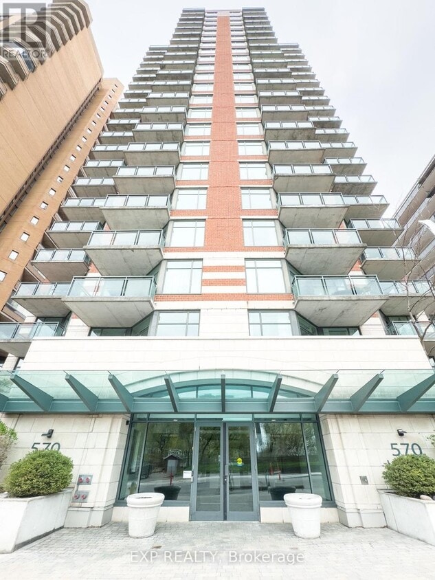 Primary Photo - 570-1570 Laurier Ave W
