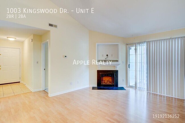 Foto del edificio - 1003 Kingswood Dr