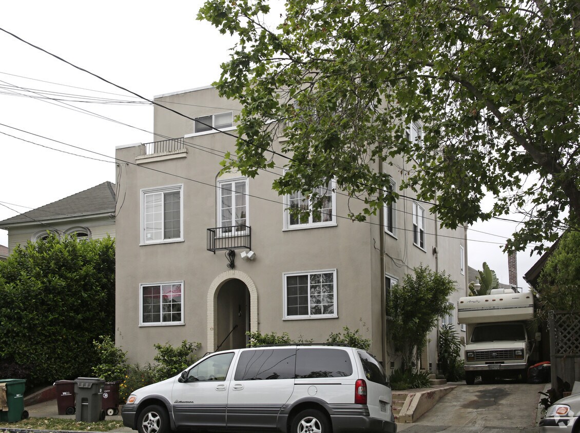 Foto del edificio - 823-825 55th St