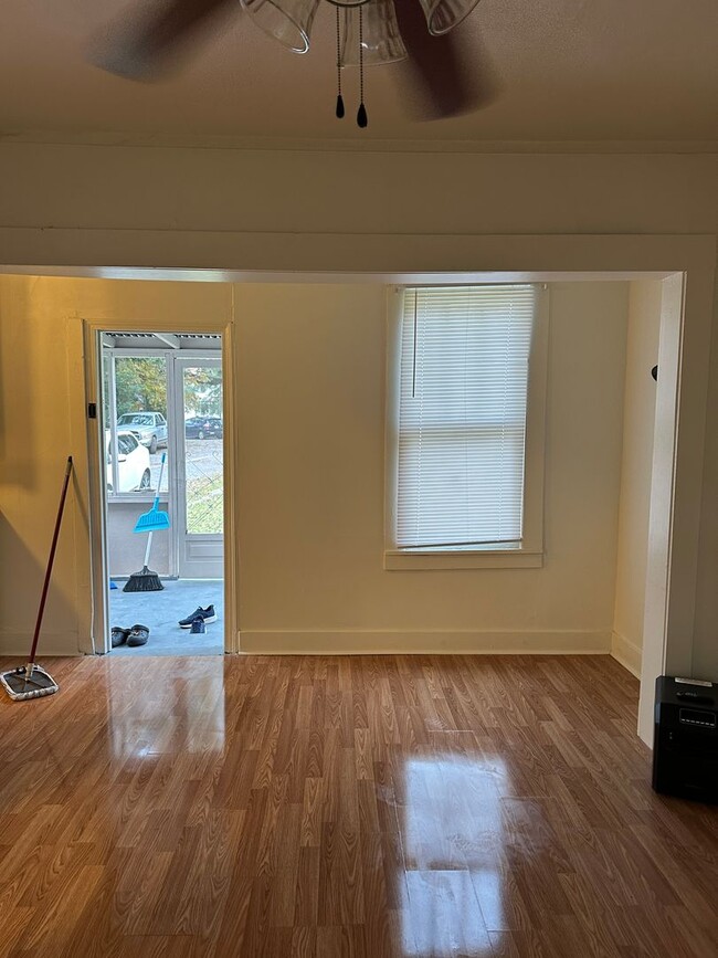 Building Photo - COMING SOON! 1 Bed, 1 Bathroom Apartment in New Iberia!