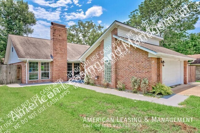 Building Photo - Spacious 4-Bedroom 2.5/Bath Home in Crown ...