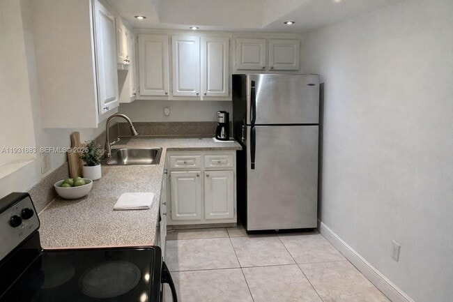 Building Photo - 1805 Sans Souci Blvd