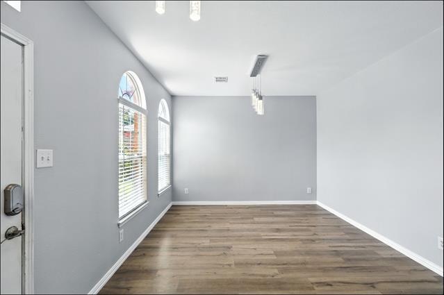 Foto del edificio - 2344 Magnolia Dr