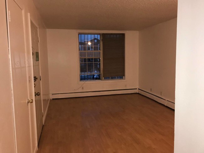 Foto del edificio - 1034 Tiffany St