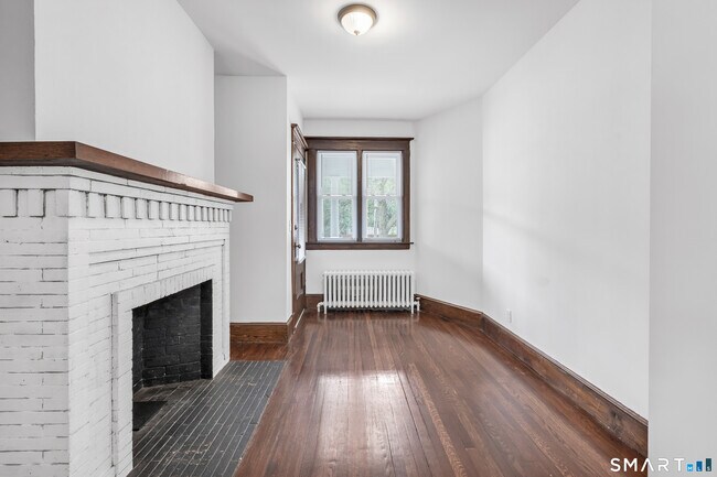 Foto del edificio - 66 Brownell St