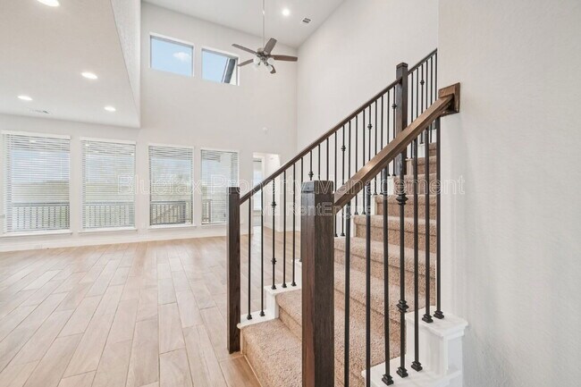 Foto del edificio - 14047 May Mist