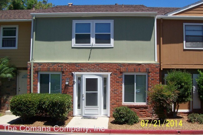 Building Photo - 7887 Rancho Fanita Dr
