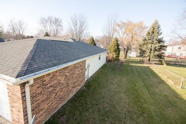 Building Photo - 8320 Castle Farms Rd