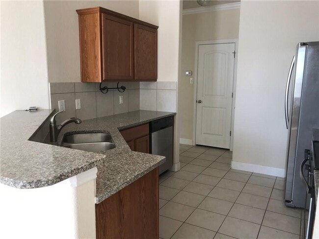 Building Photo - 700 Mandarin Flyway