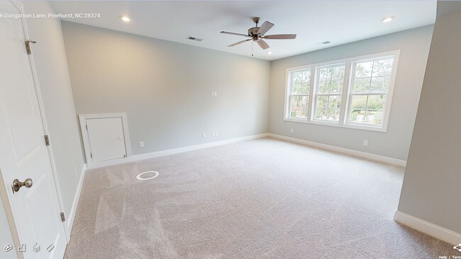 Building Photo - 42 Dungarvan Ln