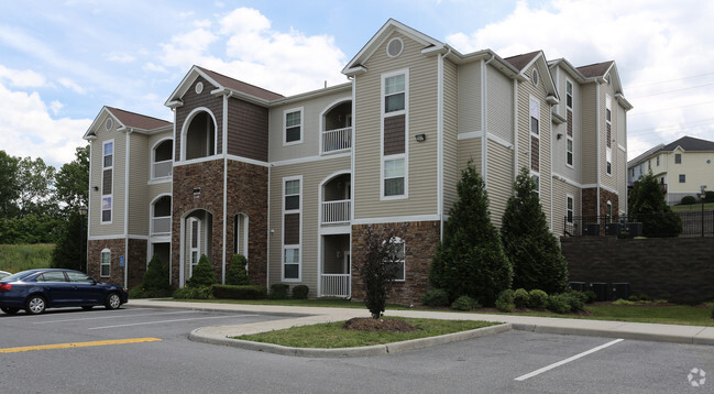 North 38 Student Housing Apartments - Harrisonburg, VA | Apartments.com