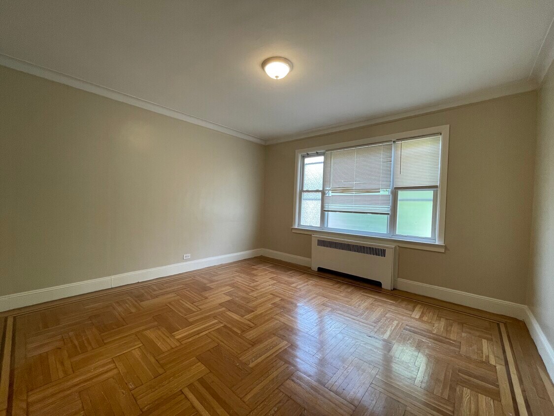 3004 Roberts Ave Unit 1, The Bronx, NY 10461 Room for Rent in The