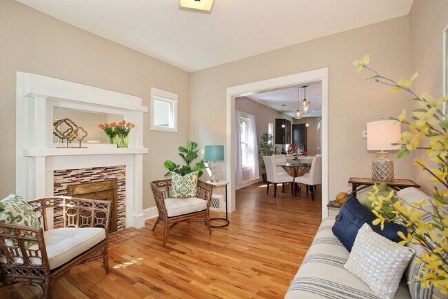 Living Room - 4147 Umatilla Street