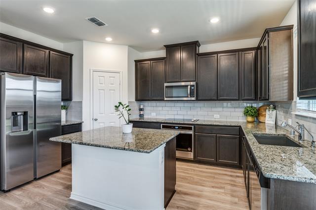 Foto del edificio - 3652 Highland Bayou Dr