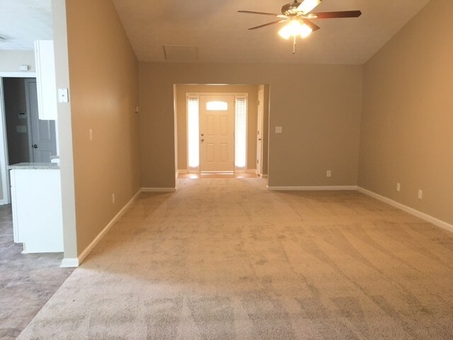 Building Photo - 10639 Cherry Cove