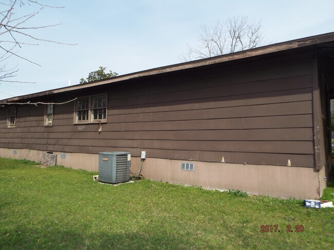 Foto del edificio - 12 S 2nd St