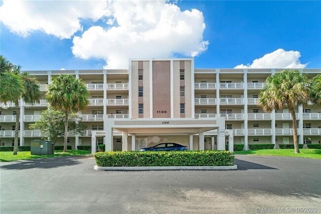 Building Photo - 1100 NW 87th Ave