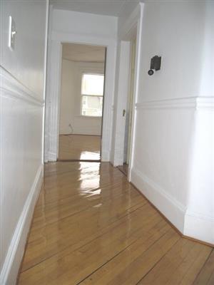 Building Photo - 10 Pleasant St
