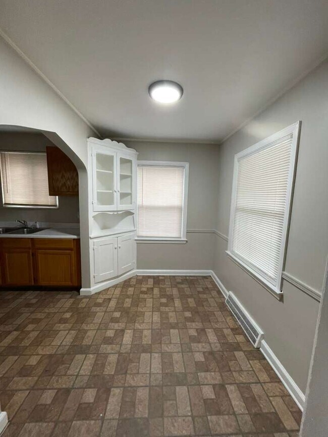 Foto del edificio - 8518 Sussex St