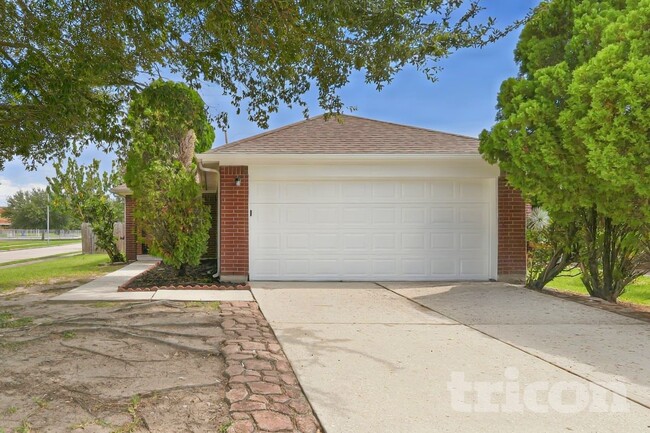 Building Photo - 1016 Deerpass Dr