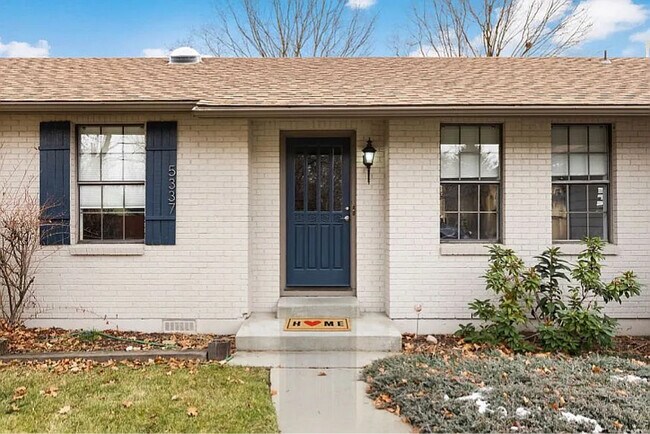 Foto del edificio - 5337 W Waterwheel Ct